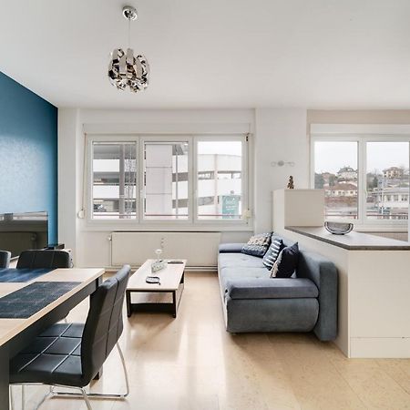 Superbe Appartement A Une Minute A Pied De La Gare Épinal Dış mekan fotoğraf