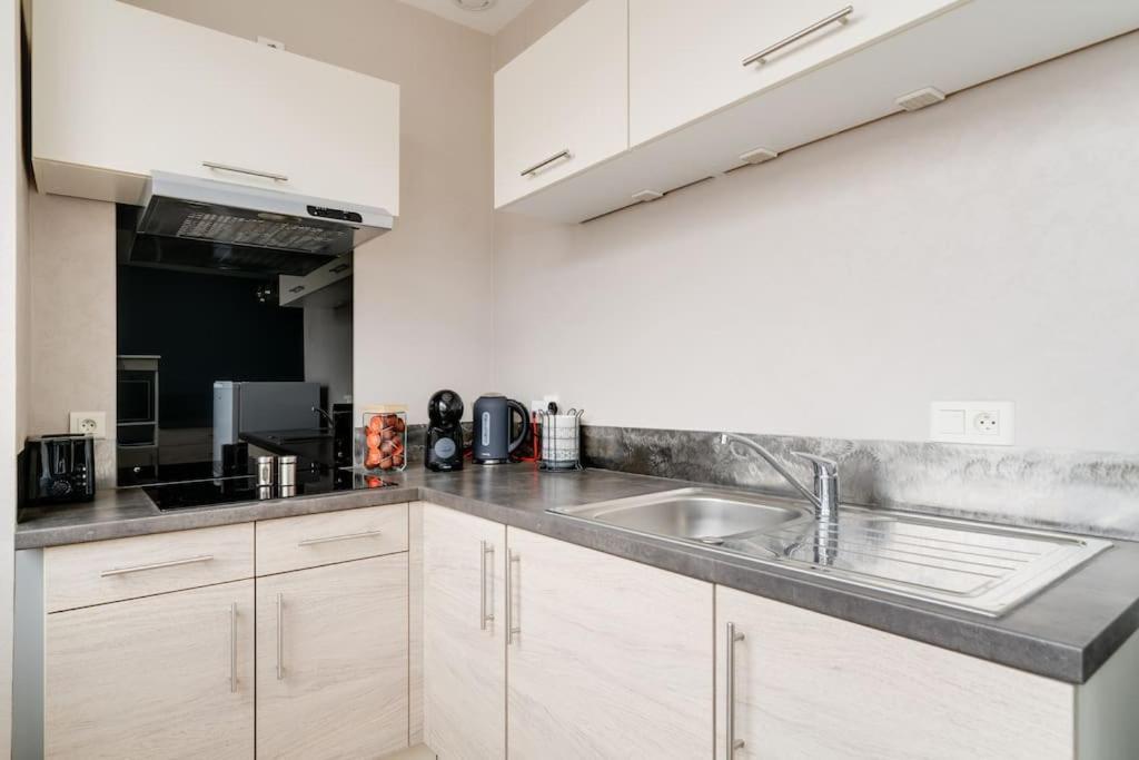 Superbe Appartement A Une Minute A Pied De La Gare Épinal Dış mekan fotoğraf